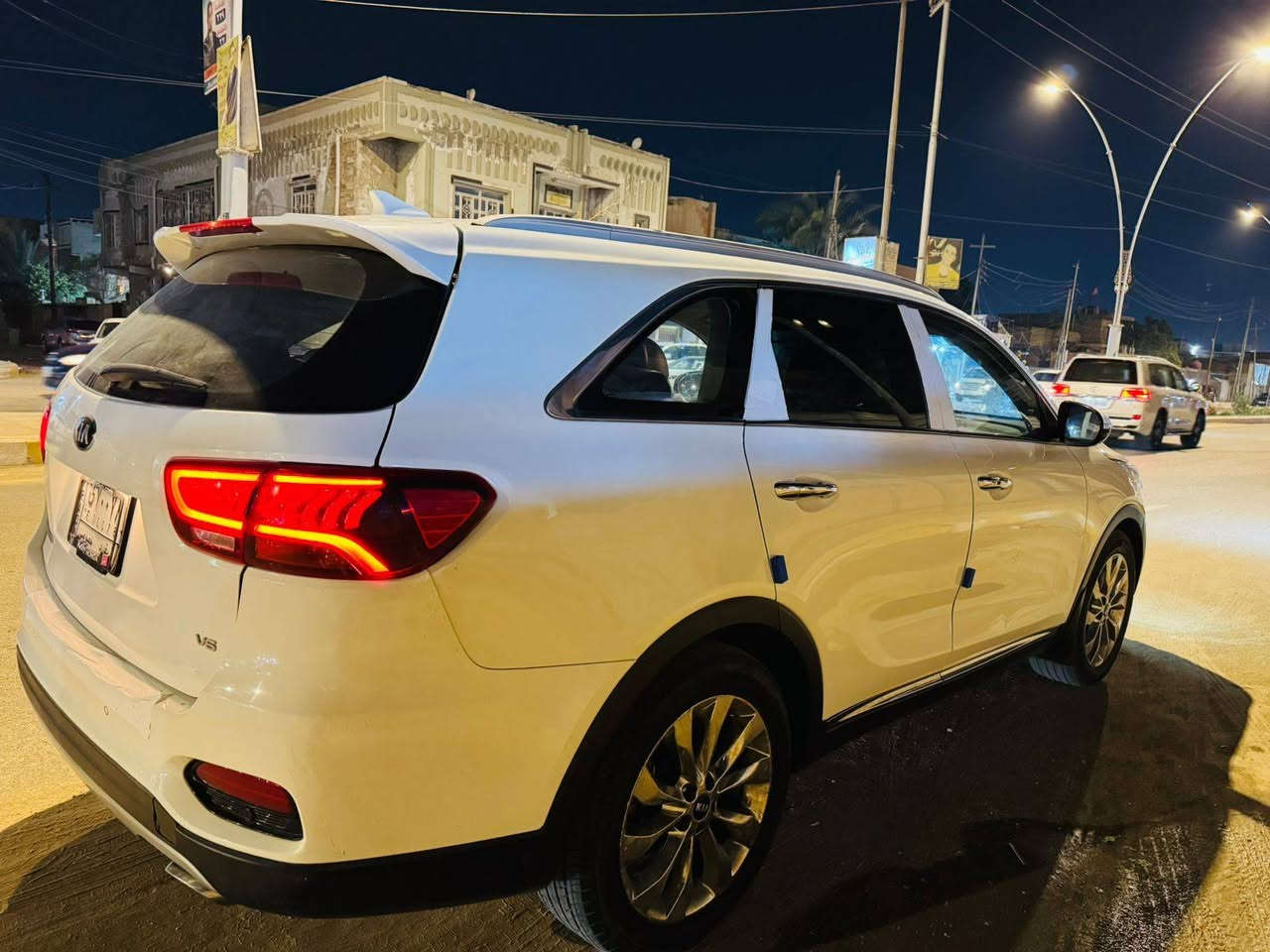 السلام عليكم  كيه  سورنتو  خليجي  مديل  ٢٠٢٠ ماشيه  ٤٠ الف  كيلو  تراي زيرو رقم  بغداد  باسمي  تحويل  مباشر  مشروع وطني  سياره  فول مواصفات  عدا  لبنرامه سياره  بيه  ضرر بلقماره  اثر  سقيفه ومصلحه  بارد  السعر  ٢١٠ بيع او مراوس  مكان السياره ناصريه مركز المدينه  للستفسار اكثر الاتصال عل الرقم *********** موجود وتساب
