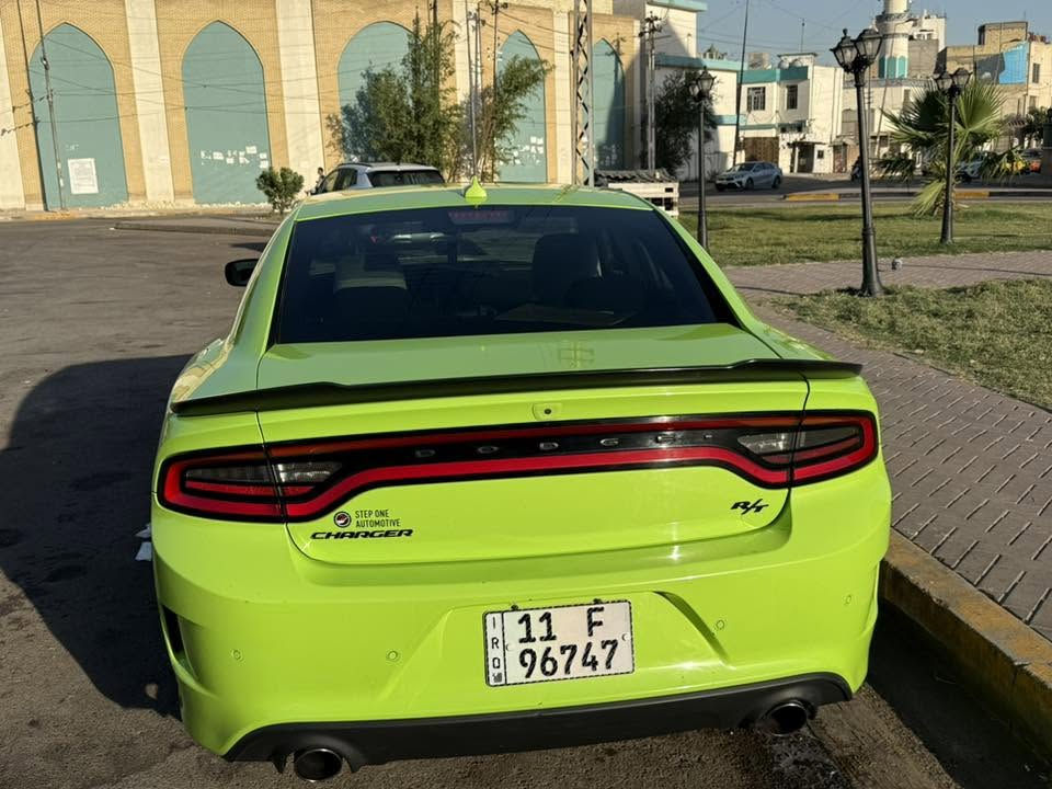 دودج جـارجـر ( RT // Last Call )🌿🦖
الموديل: [ 2023 ]

المحرك: [ V8 / 5.7 ] 🔥

الگير: [ أوتوماتيك ]

الممشى: [19 ميل يعني اخت الزيرو]

اللون : [ اخضر تفاحي - مميز ] 🍏

الحالة: [ السيـارة وارد أمريكا ضررها 1قطع صبغ ]

وجاملغ بارد

📥

[ الـــــمـــواصــفـــــات ]

- تشغيل عن بعد + بصمة تشغيل 

- شاشة كبيرة 

- كاميرا 

- كار بلي 

- سستم سماعات 

- مقاعد كهربائية 

- مقاعد تدفئة 

- ستيرن تدفئة 

- وبعد السيارة بيها هواية مواصفات 

- صدر السيارة بالكامل ( جديد ) 

الموقع: [ بغـداد ] 📍

للتواصل واتس اب او اتصال*********** ]
