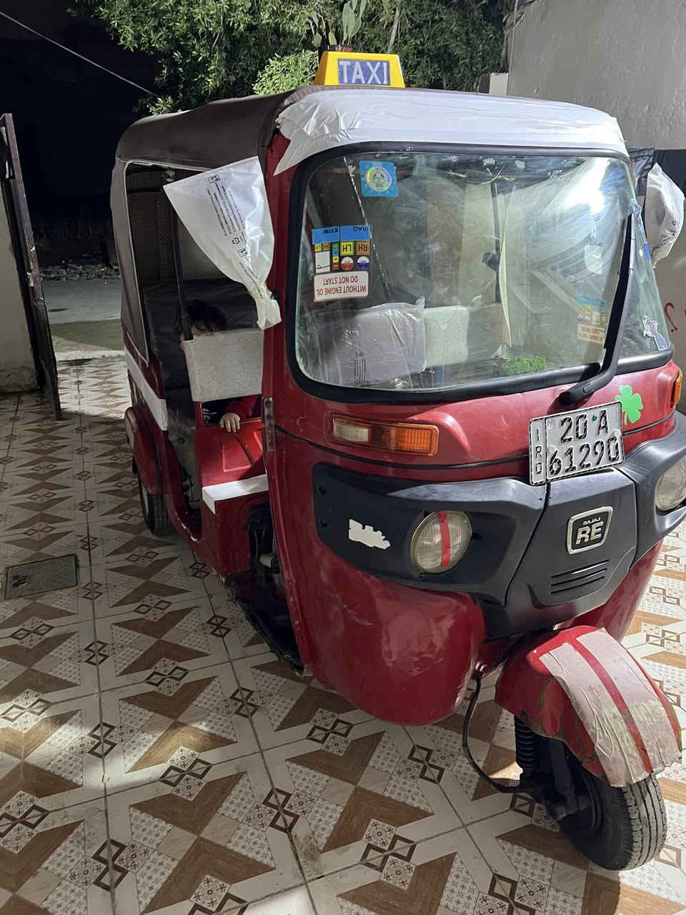 سلام عليكم تكتك ٢٠١٩ شهر ال١١ رقم ديالى تحويل ثاني يوم تكتك خير من الله مكاني بعقوبه خابر ودلل *********** 
سعر ٥٥٠٠وبيه مجال
