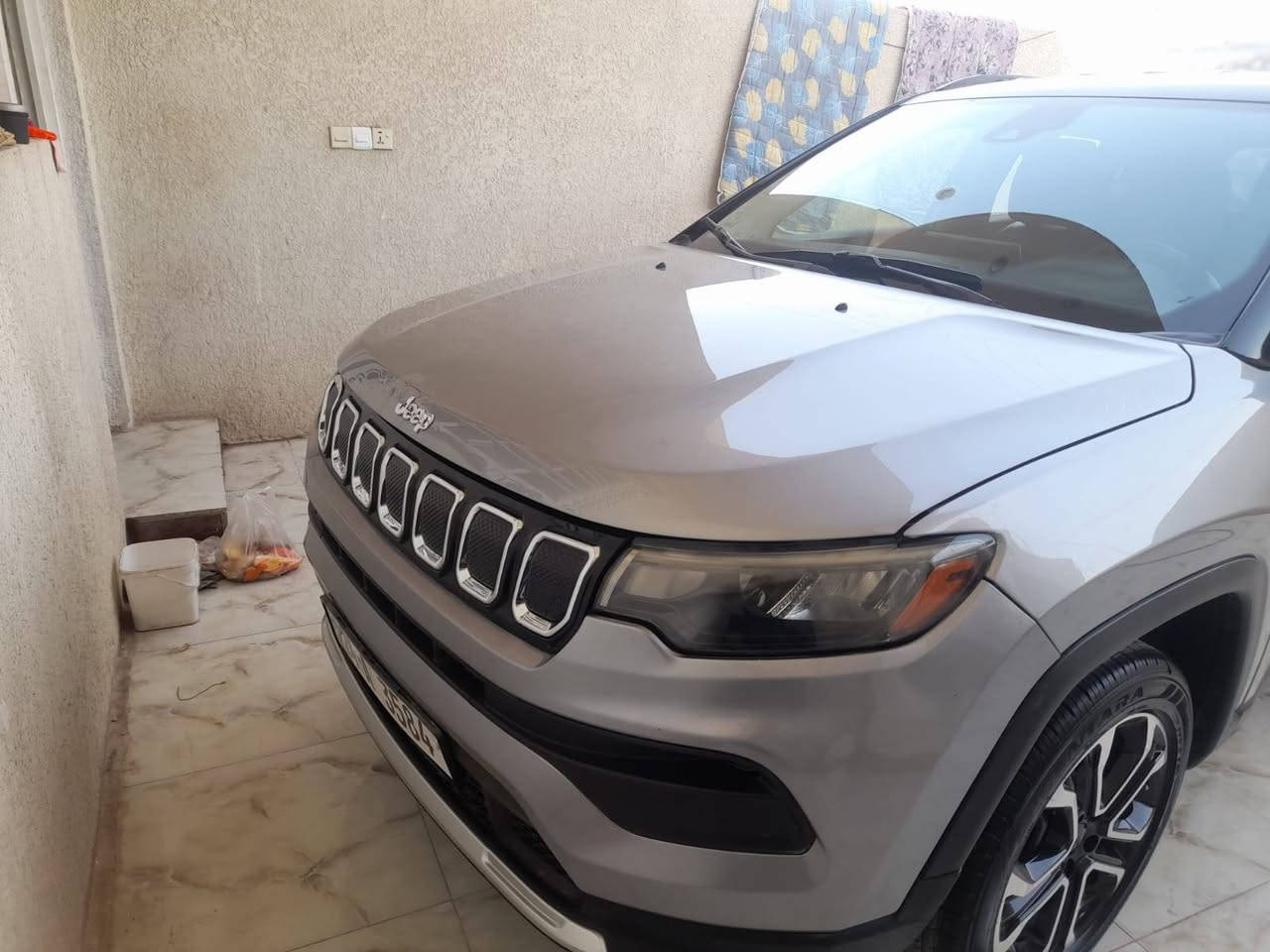 جيب كومبارس ٢٢ حادث جامغ ودعامية بدون دواخل ضربة خارجية .السيارة رقم ادهوك بسمي سنوية ٢٩. مكان السيارة ميسان . السعر ١٦٠ وبي مجال بسيط 
***********
