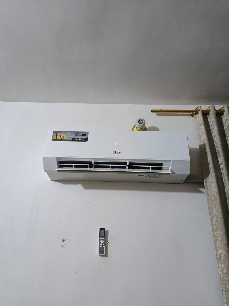 جانب من أعمال اليوم

فتح + غسل + تنصيب سبلت جداري 2 طن يعمل بغاز 22 من ماركة العبيدي في شارع 30

تم تنصيب سبلت جداري 2 طن يعمل بغاز 410 من ماركة جبسون في حي العطاء

مع ضمان في العمل 

سيف حكيم لصيانه وتنصيب كافة اجهزة التبريد
للاتصال ***********
***********
