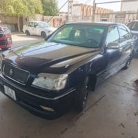 ملكه 2003(تيوتا كراون)  تخم تاير جديد تبريد ثلج صبغ قماره وجاملغات الب...
