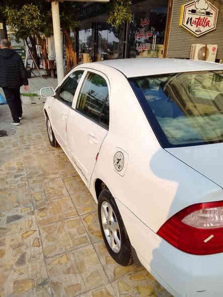 السلام عليكم للبيع كورولا 2005 وارد خليجي كير مكينه حداديه كله جديد تخم تاير جديد سنويه بأسمي مكان السياره بغداد السعر 78 وبيه مجال 
للاستفسار الاتصال ***********
