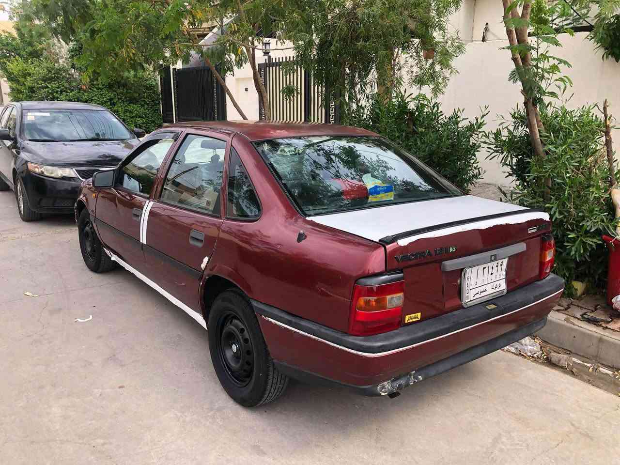 سلام عليكم للبيع فكترا موديل 1992 مكينة 18 شرط كير اوتو رقم كركوك سيارة كاعده وحيل حلوه سنويه ساقطه كهربائيات كامل من كلوب لكلوب 4 تايرات جديد تدفئه بيها قفل مركزي اريل كهربائي سقف سلايت جامات كهربأئي صبغ بلادي فقط هلالات معمره وبيها اوفر s سعرها 40 وبي مجال قليل مكاني كركوك رقم *********** كركوك, العراق
