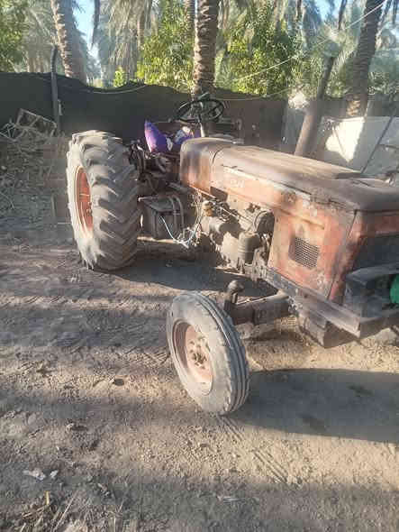 عنتر للبيع جاهزه محرك كير اكسل هيدروليك نكره سلف جاهزه الشغل مكان بابل قضاء المسيب  3.5 وبيه مجال للطي،***********
