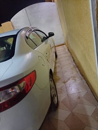 رينو فلونس موديل 13 مكينه قبغ اصفر مبدلها جديد قبل اقل الاسبوع بعدها ب...
