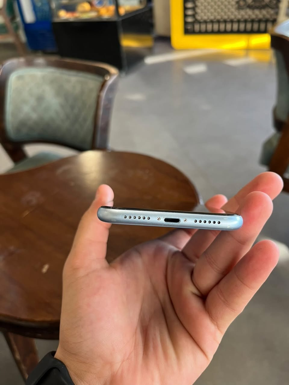 ايفون xr للبيع
جهاز كله نورمال نضيف كلش ما مبدل بيه اي شي

ذاكره 64

تك

فيس ايدي شغال

سعر 145 وبيه مجال

مكاني موصل ايسر حي المهندسين


**إذا كنت صاحب هذا الإعلان وتريد حذفه لأي سبب، رجاءا أرسل رسالة إلى الدعم الفني**