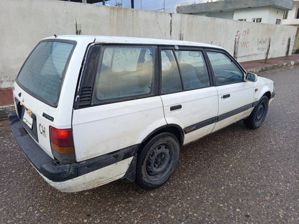 هە رزانترین  نرخ  خوارهە مو بازاڕ......؟

مازدا  مۆدێل   92  سڵایت 

سە نە وی  ئە سڵی و پاکانە و واجهە

بە شە رتی  ئە وە لیات و  حاسیبە

مە کینە 8 و  کابلێتە ر  زۆر  مە زبوتە

گێڕو مە کینە و  کارە بای  بە شە رت

گێچ و  برێک و  گە رمی و هە موگیانی ئیشە کات

لێدراوی  نییە  بڕاوە و موس و خایس و  ڕزیوی بە شە رت

ناوی  لە دە رە وە جوانترە  پێش و پشتی چرکە ی نییە 

ماڵی  دۆست و  فە قیرە  خوارهە موو بازاڕە

بای  12  گڵاو  مە عامە لە یە ***********

گۆڕینە وە ش  ئە کە م  بە دڵم بێت
