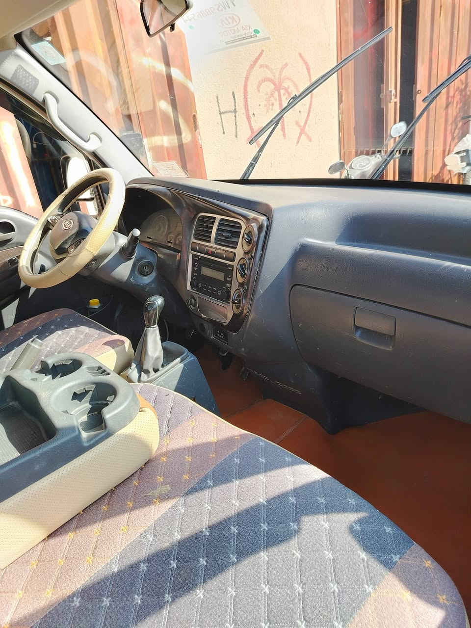 سلام عليكم ورحمة الله البيع كيه بنكو 2013 مكينه وكير وكسن وشاصي ورتم شاصي مكفولات تخم تاير جديد وهاذه رقمي *********** مكان السماوه
