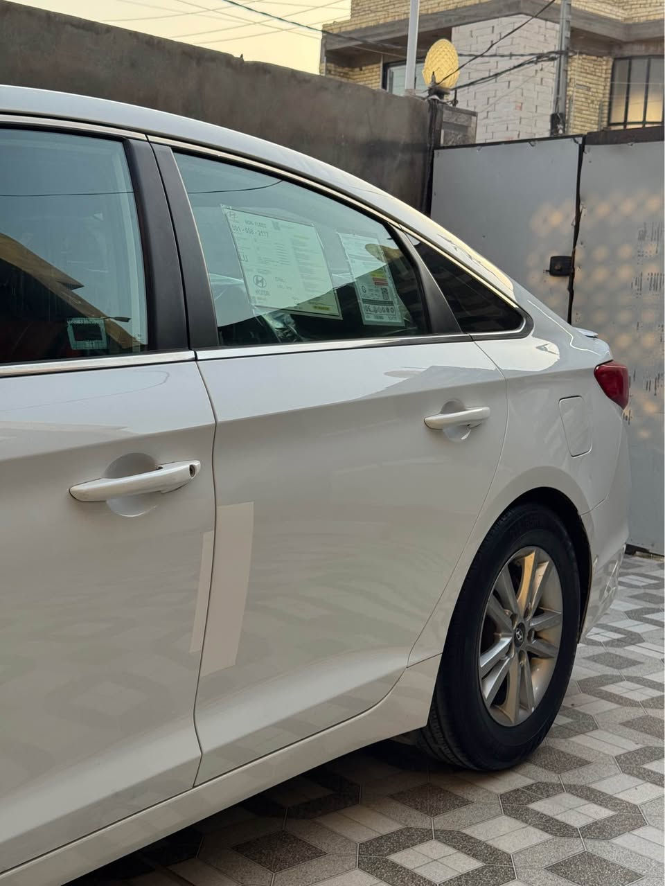 السلام عليكم هونداي سوناته 2015 رقم بابل دولي تحويل مباشر وارد امريكي سوناره موضح بدون اي دواخل بجم كبس مكينه 2400شرط بدون لا تنقيص ولا دوانز جاهزه من كلشي السعر 117وبيه مجال مكاني بابل *********** بغداد, العراق
