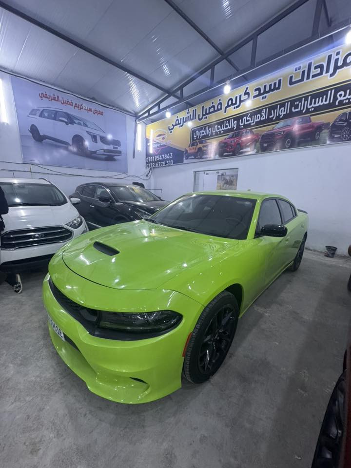 السلام عليكم
دوج جارجر للبيع

موديل 2023

وارد امريكي 

لون اخضر مميز 🍏

الفئه sxt

محرك 3600

السياره زيرو ماشيه 28 الف 

حادثه جاملغ خلفي مصبوغ وبنيد محدث جيتي وجاملغ امامي بي صبغ والباب الخلفي بي بارد 

بجم كبس كير ومحرك وراديتر كله شركه 

مواصفات 

شاشه وتحكمات وكاميرا خلفيه ومثبت سرعه وتشغيل عن بعد وغرفه قماش وباقي المواصفات غير متواجد ع الفيس مكاني بابل الشوملي السعر 242 بيها مجال

***********
