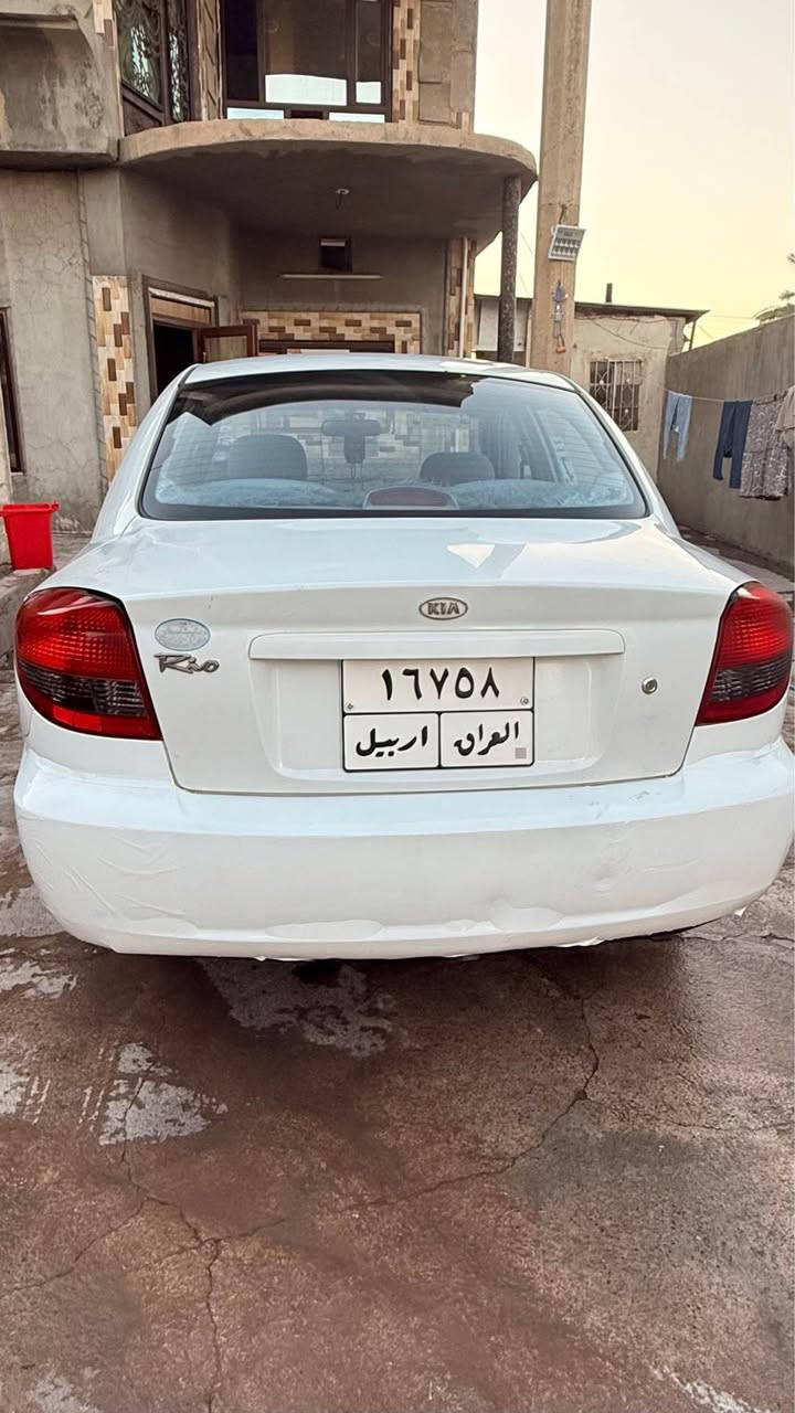 كيه ريو موديل  2005 
بدون ضربه بدون صبوغ 
تبريد ويا صوج سيار دينار مصرف مابي 
شرط تحويل و وكاله 
سعره 65 مكاني كركرك ليلان 
*********** كركوك, العراق
