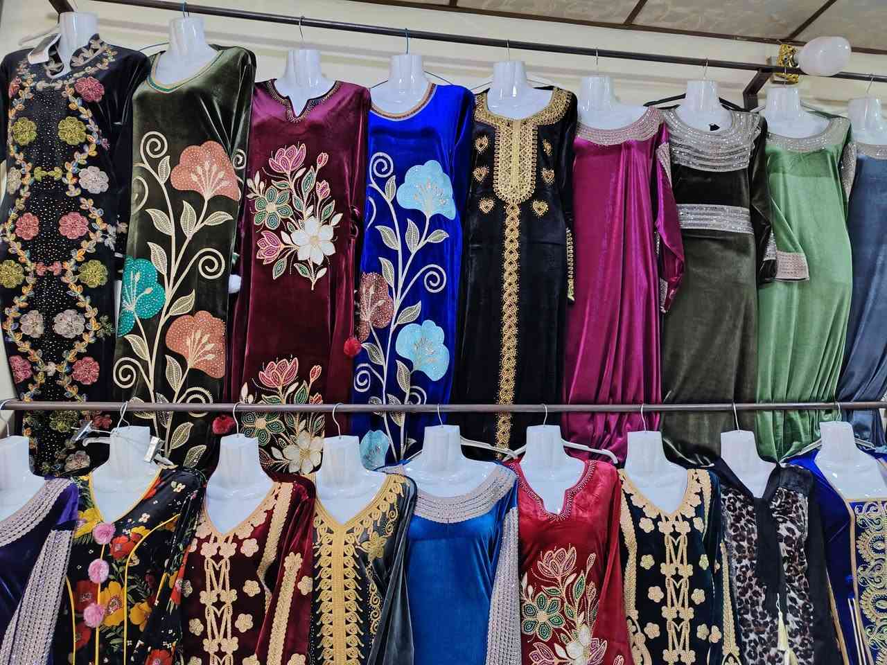 بسم الله والصلاة والسلام على رسول الله بمناسبه راس السنه وفرنه الكم  موديلات روعه واسعار مناسبه جداا زورونا تنورونا وحياكم الله عنوان كركوك حزيران سايدين مول النخيل قرب صالون رشا محلات ابوسجاد تواصل *********** واتساب
