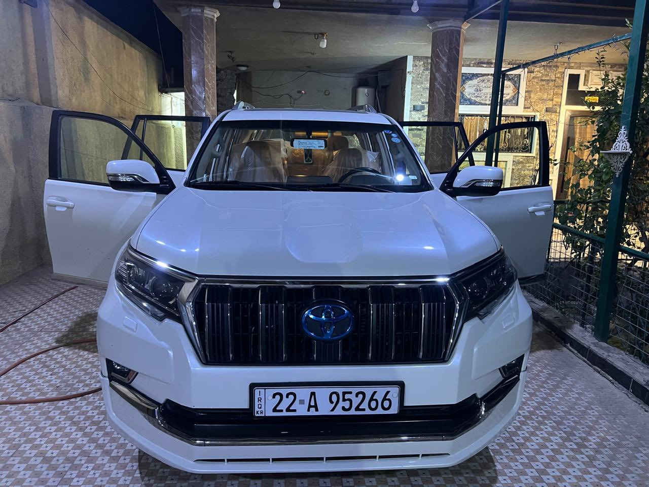 سلام عليكم برادو موديل 2020 TXL ماشية 62000مكفولة كفالة عامة صور السونار مرفق السعر 410$العنوان بغداد البنوك لاتصال ***********
