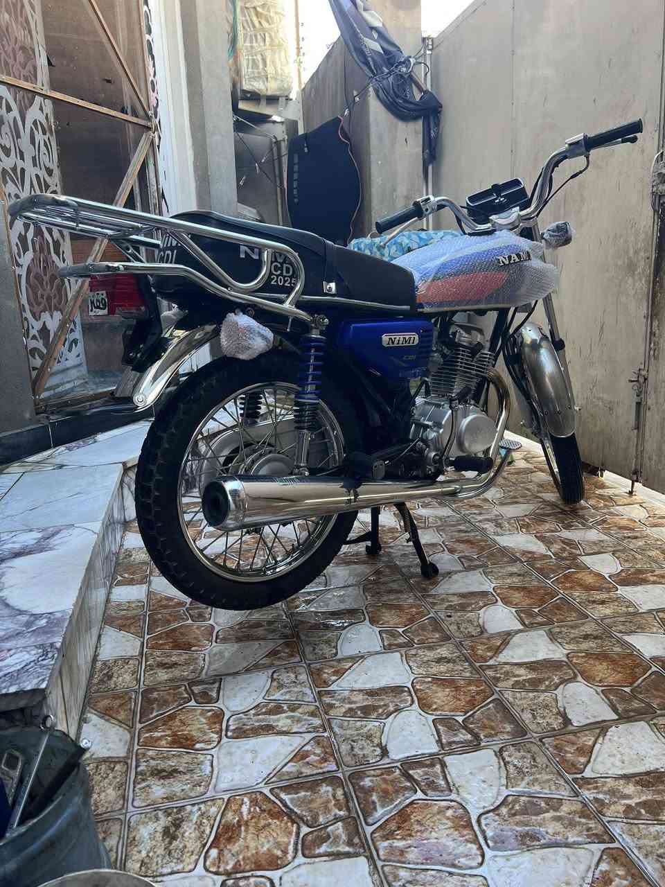 السلام عليكم للبيع نامه متياز موديل ٢٠٢٥ دراجه جديده كامله مكمله السعر ٥٧٥ مكان حله شراي يتصل ***********
