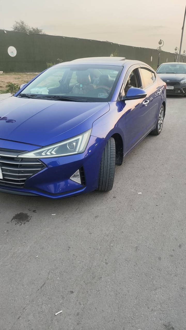 النترا موديل 2020 خليجي لمتد مكفولة من الصبغ والتبديل فقط المكينة مفتوحة 152 وبيها مجال ***********
