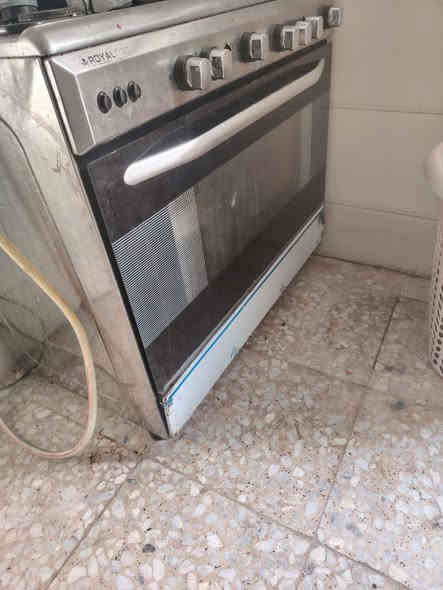 طوب كامل مليون ونص قفل
***********
شرطة الخامسة الدوانم
