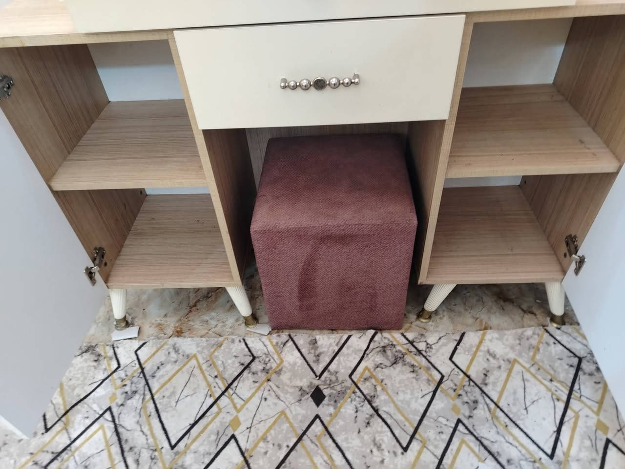 غرفه تركيه ضخمه السعر مليون و١٠٠ مجال بسيط المكان بابل مابيها اي ضرر


**إذا كنت صاحب هذا الإعلان وتريد حذفه لأي سبب، رجاءا أرسل رسالة إلى الدعم الفني**