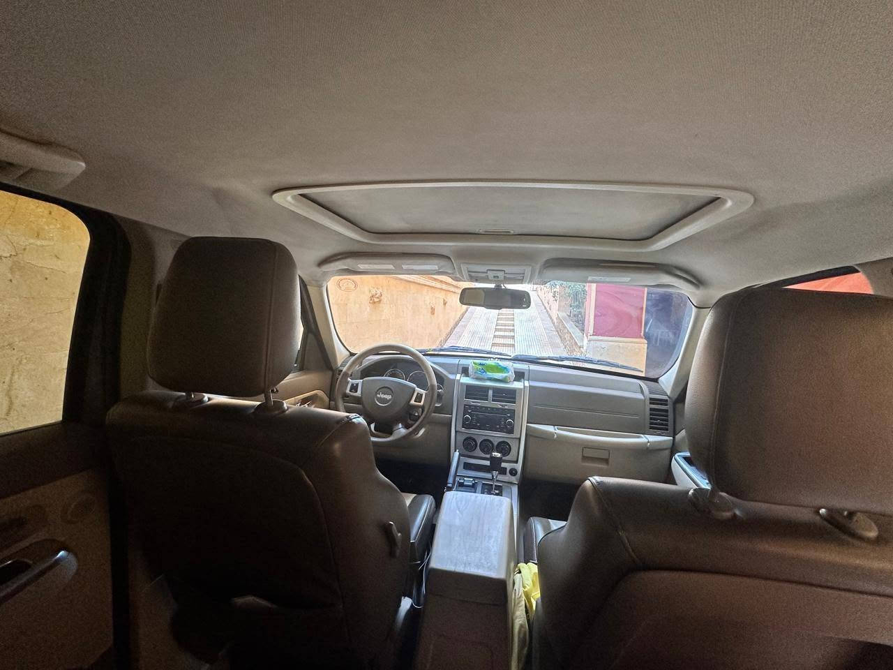 Jeep kk 2008
فبريكه دواخل ،راشه بره نتيجة التكليح 
عداد240000
تحتاج صيانه في العفشه و حاجات بسيطه في الكماليات و الحساسات


**إذا كنت صاحب هذا الإعلان وتريد حذفه لأي سبب، رجاءا أرسل رسالة إلى الدعم الفني**