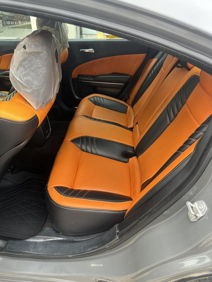 سلام عليكم جارجر مديل 2017  لون سمنتي مغلفه سموك بيهه قطعتين ماشيه ١٢٥ميل رقم بغداد مكانهه ميسان السعر 190 وبيهه مجال حك الجيه***********
