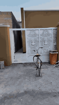 السلام عليكم 
يتوفر بيت للبيع 
طابو صرف عرصه يتحول بأسم المشتري مباشرة 
الموقع نهر خوز خلف المدارس 
تفاصيل البيت داخل الفيديو 

للاستفسار يرجى الاتصال على 

***********
