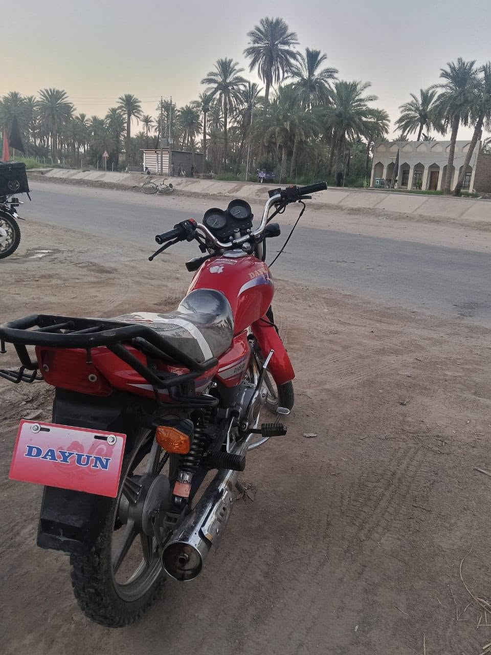 سلام عليكم دراجه البيع كلك موديل 19 مكان طويريج خيرات ***********
