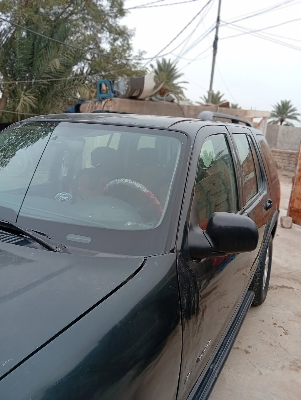 سلام عليكم ورحمه الله وبركاته 
سيار فورد اكسبلورر موديل 2004
مزاد وزار الداخليه وتحتوي السيار على سبع راكب
محرك وكير حويه جداد في فئتي 3000
كتابها مشطوب ومكمل شطب لاستفسار أكثر 
اتصل على هذا الرقم ***********
