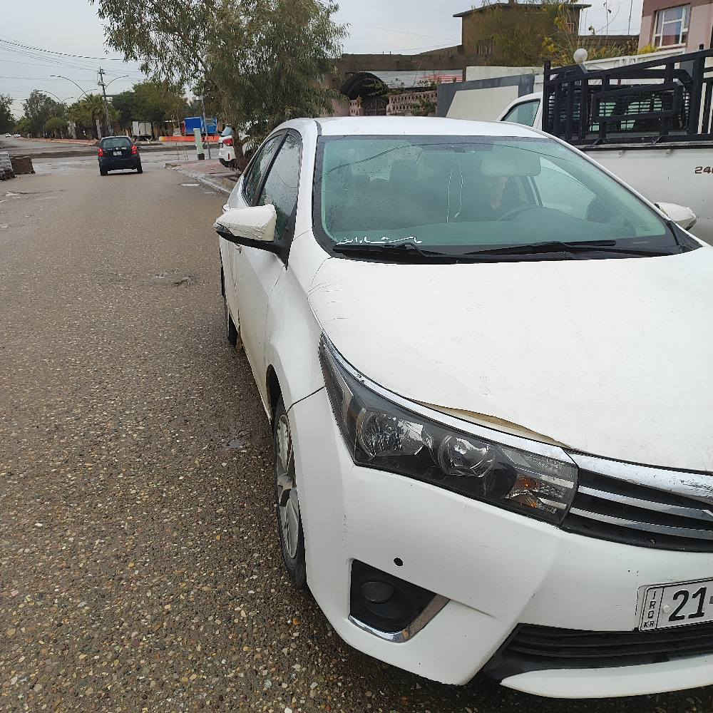 السلام علیکم   Toyota Corolla se 2015 سەیارەکە 6 پارچەی هەیە سەقفو شانی  بەشەرت  بەڵام من بەحیزام ئەیفڕۆشم     شەرت تەحویل غەرامە  بڕاوە وەرگەراو  سەنەوی تازەیە بیتاقەی بەنزینی هەیە   گێرو مەکینەی  بێ عەیبە  فول مواسەفات بەس سلایت نیە  سعر  بەلاش 98 
*********** 
*********** كركوك, العراق

