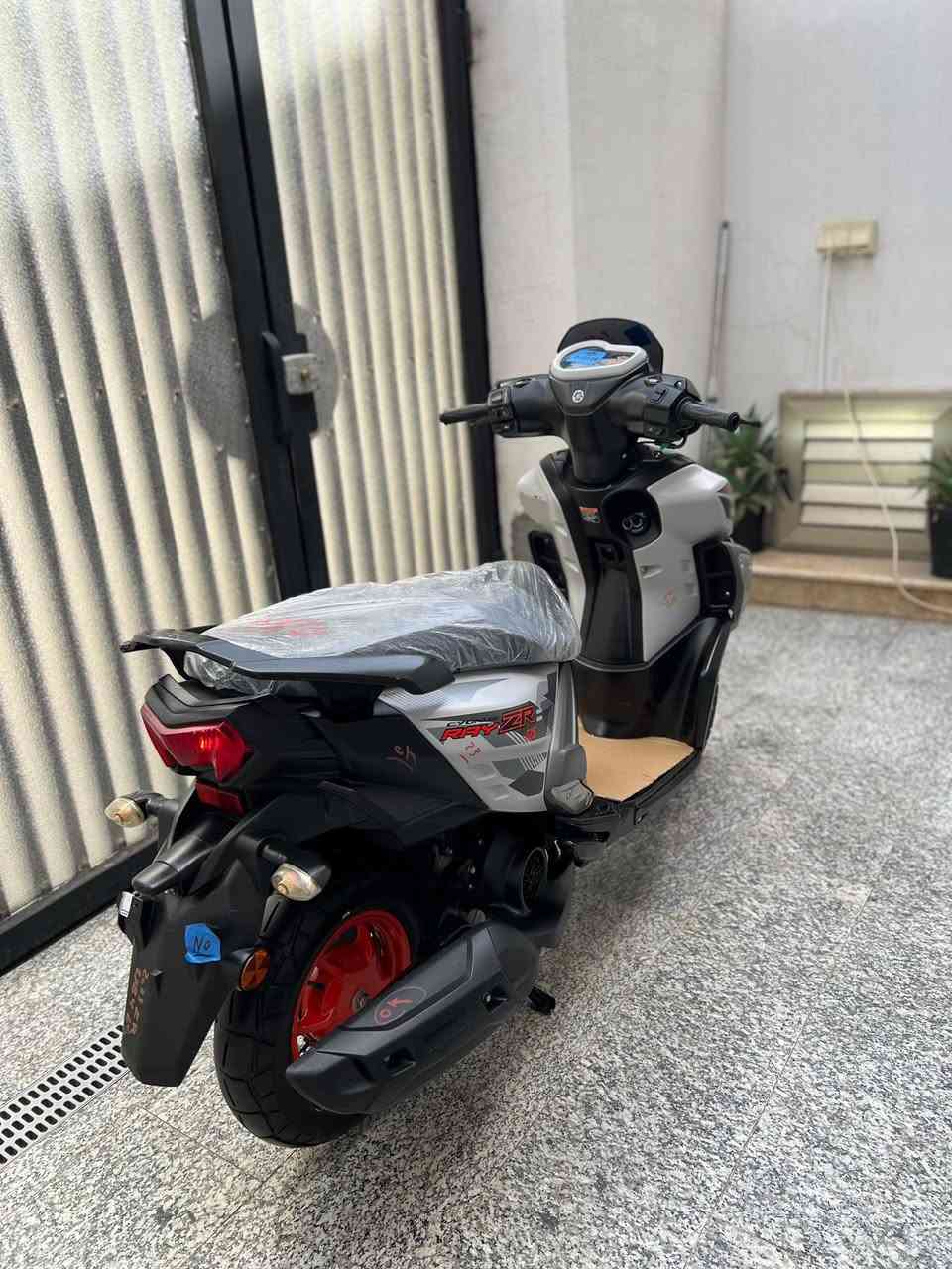 ســلام عليڪم 🤝
⭕️YAMAHA ZR  2023
مكفوله بحاله الوكاله 🩷

‏‎للاستفسار ***********☎️ ‏السماوة الحيدريه .شارع المحافظه ‏‎متوفر🟥بيع🟥شراء🟥مراوس🚦اقصاد⭐️
