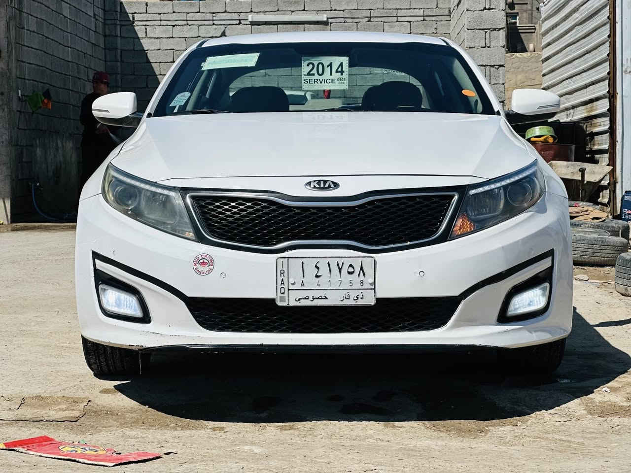 السلام عليكم
كيا اوبتيما 2014 خليجي مكينه 2400 دوش رقم ذي قار الماني سياره جديده و جاهزه بيها قطعتين صبغ فقط 
حداديه وتخم تاير و تبريد و تدفئة ما نقصها شي مواصفات نص فول مري شفط و اشاير بالمري و تبريد قطعتين دبل كزوز تبريد منفصل بيانو داخل عسلي شاشه و كامره وويل كب16 
السعر 137 وبيها مجال قليل 
مكاني ناصريه الغراف 
للاستفسار/ ***********
