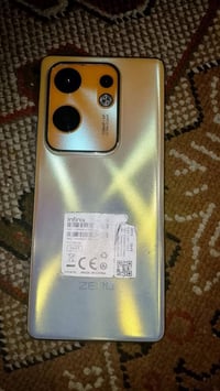 انفنكس زيرو ٣٠ • ٢٥٦ • بصمة شاشة