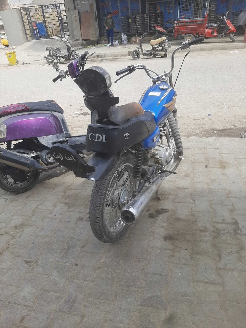 كلك لاتجي تكلي ياموديل لو شبيها مابيها
للبيع مكان ديوانيه مركز ب250قفل خاص موجود وهاذه رقمي بس بلرقم موجود اكثر شي *********** ترهم مراوس
