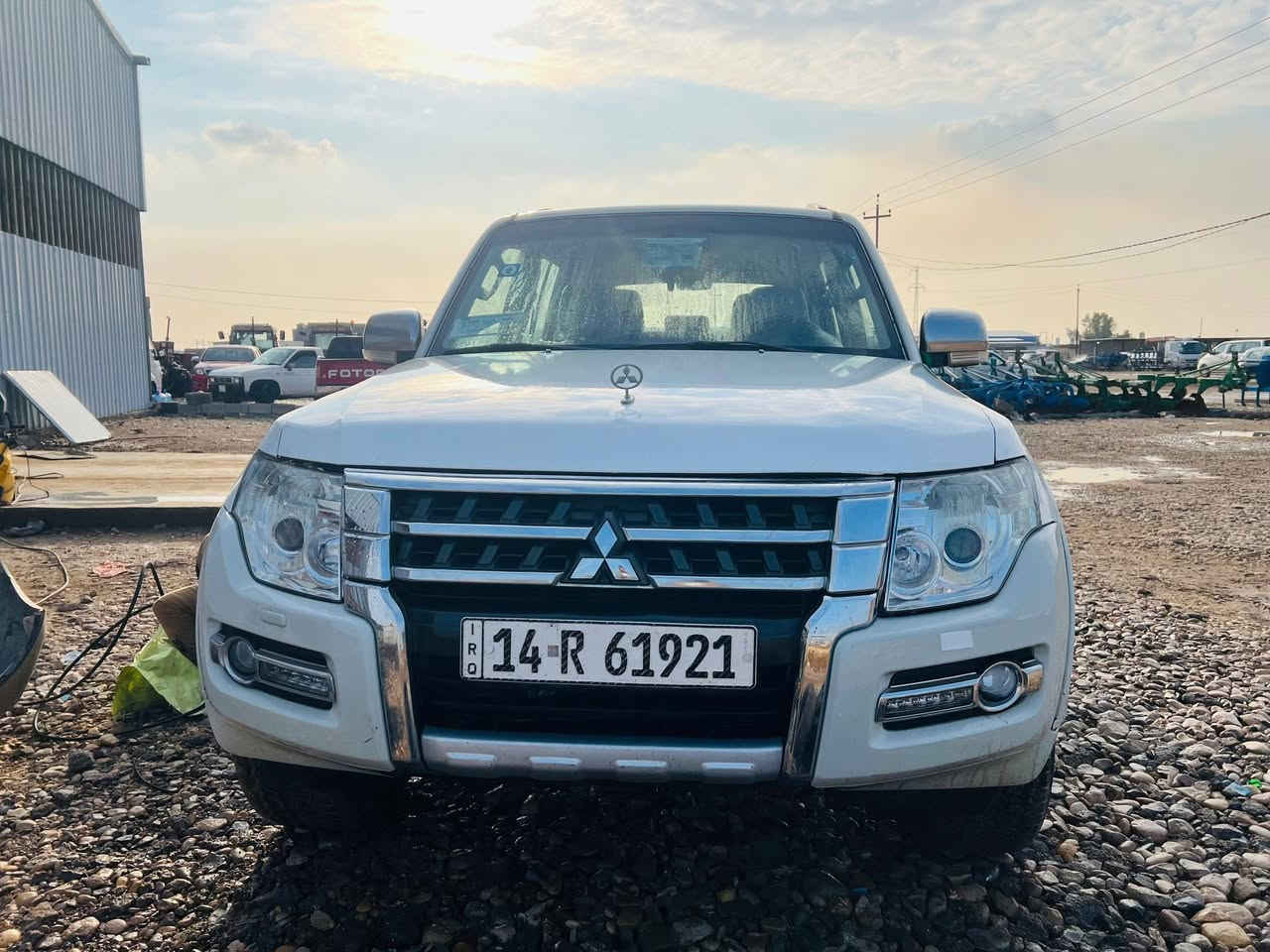 سيارة باجيرو رقم بصره موديل 2016
سنوية جديدة مجددة بالكامل
رقم جديد
مواصفات كويتي
محرك 3.5
ماشيه فقط 118 ألف
السيارة كلش نضيفه، استخدام راقي
فحص شامل ممتاز
لا تحتاج أي مصاريف
تحويل مباشر بدون مشاكل
للاستفسار اكثر 
***********
