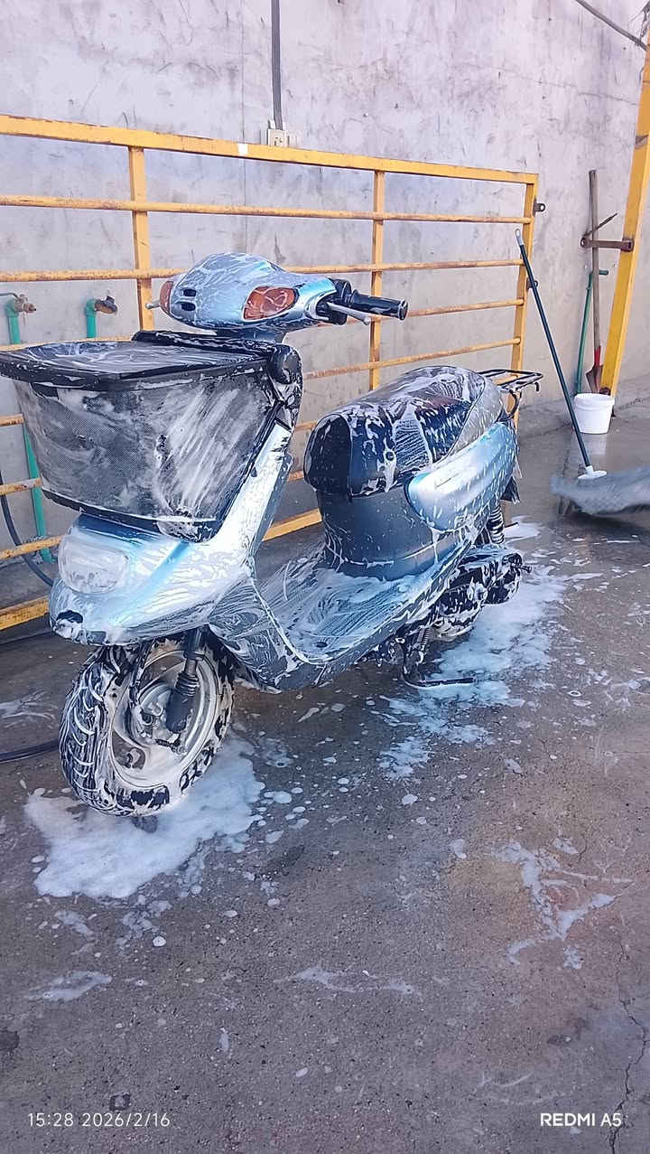 البيع دراجه منغولي ام السله الدراجة نضيفه وكلمله وكله شغاله مكينه كفاله مامفتوحه  الدراجة انضف من الصوره موديل 2007 الدراجة كلمله مكينه ناعمه شلعه معدل فول المكان كربلاء الأمام عون السعر 275 وبيه مجال بسيط الرقم ***********
