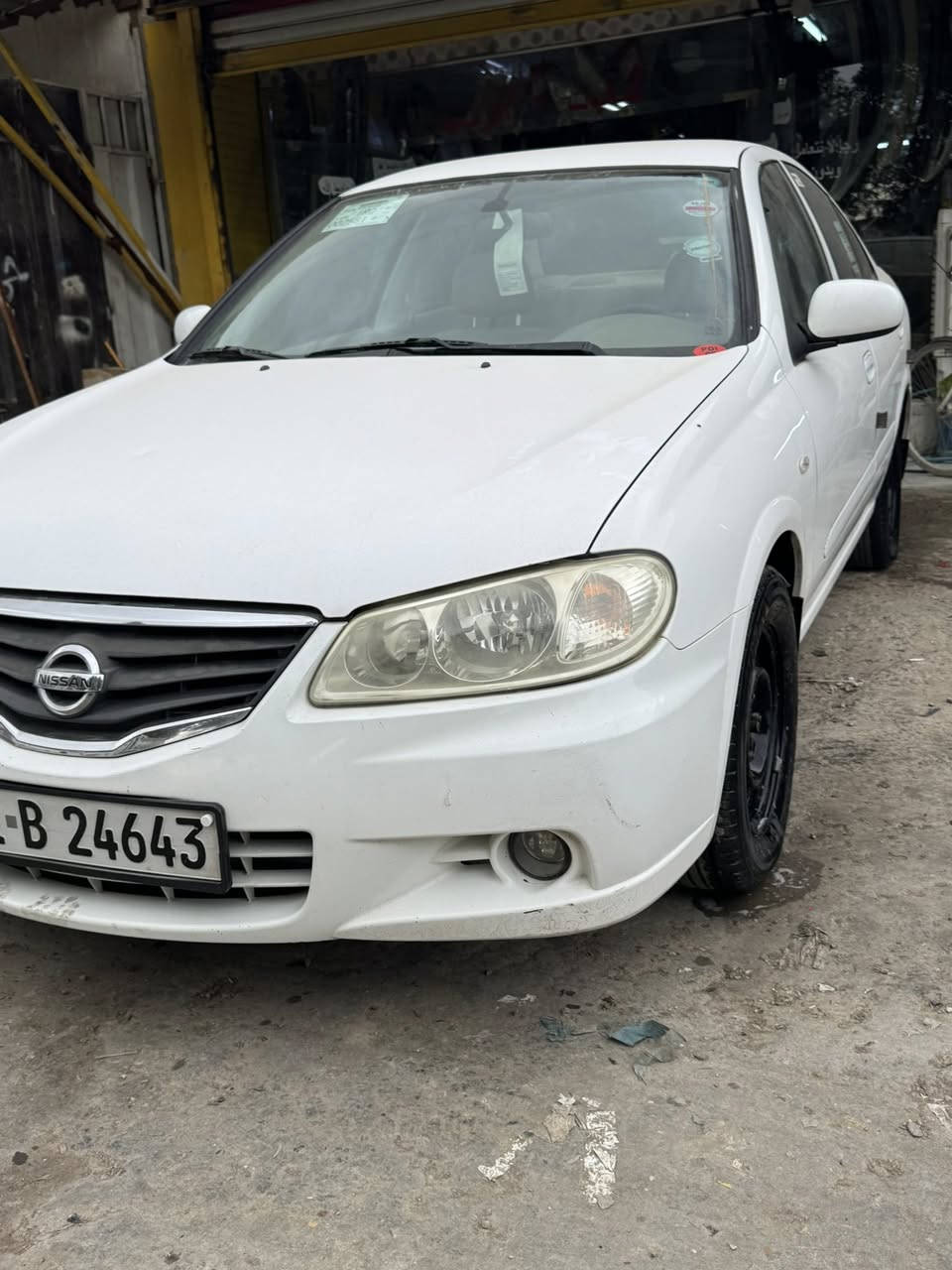 السلام عليكم نيسان سني كفالة عامه سيارة ب اسمي تحويل ثاني يوم ماشية 147 جاهزة من كلشي تخم تاير صدر كير مكنية تبريد ثلج عدا بارد بسيط في البنيد فقط كفاله الباقي حتى الدعاميات جاهزة من كلشي 

السعر 120 وبيها مجال بسيط 
العنوان بغداد البياع 
***********
***********
