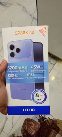 تكنو سبارك 40 • ٢٥٦ جيجا • جديد