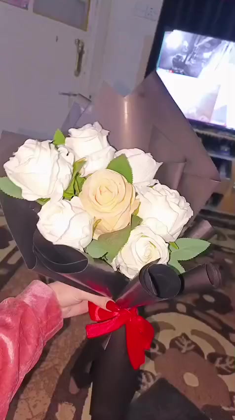 يتوفر لدينا باقات ورد مختلفة ومتنوعه تليق باذواقكم الرفيعة ❤️

✨ باقات ورد متنوعة من حلويات القند ✨
لأن الهدية الأجمل هي اللي تجمع بين الذوق والرقة 🌹💛
وفرنا لكم باقات ورد فخمة بتنسيقات متنوعة تناسب كل المناسبات:
🎁 تخرج – خطوبة – عيد ميلاد – زيارة – شكر – أو حتى “بدون سبب”!

💐 ورد طبيعي/صناعي بتنسيق أنيق
🍫 مع لمسة حلوة من حلويات القند الشهيرة
🎀 تغليف راقٍ يليق بذوقكم
🚚 توصيل سريع حسب الطلب


**إذا كنت صاحب هذا الإعلان وتريد حذفه لأي سبب، رجاءا أرسل رسالة إلى الدعم الفني**