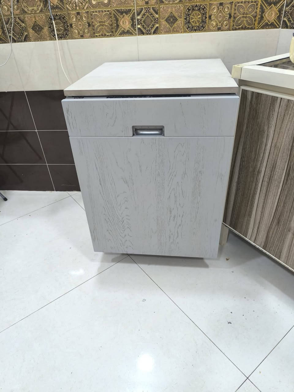 غراض بيت للبيع المكان ياسين خريبط . للتواصل ( ***********)
