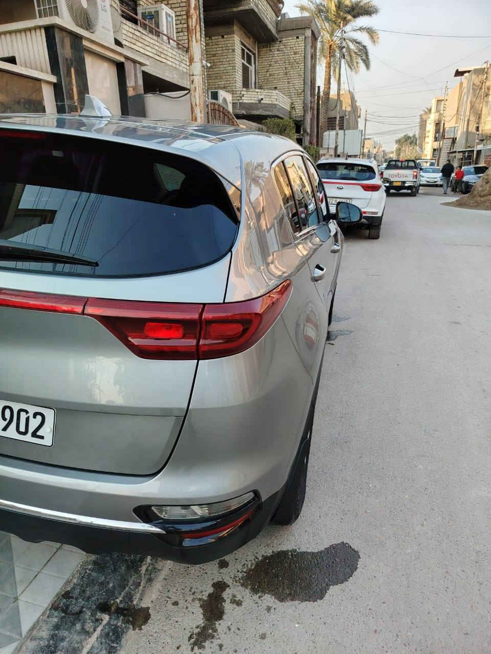 السلام عليكم
كيا سبورتج 2021 أمريكي بدون ايرباك
السيارة جديدة و حلوة اومابيهة اي نقص
ماشية ٧٠ الف
مكان السياره بغداد الدوره حي المعلمين ***********
السعر ١٧٥
صور الحادث موجوده بالمنشور
