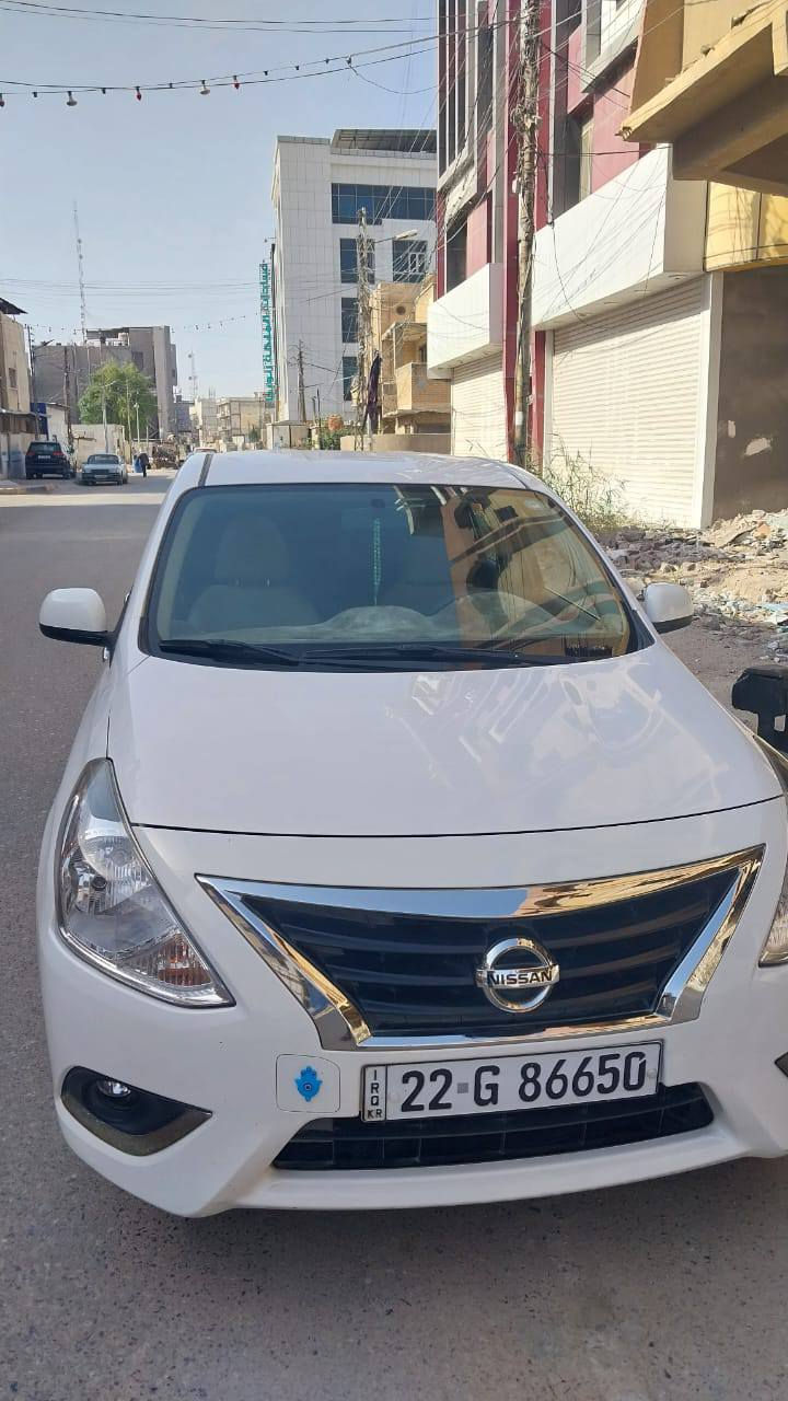 نيسان صني 24 ضربه فقط في الصندوق بدون صبغ وتبديل وماشيه 87الف
 السعر 120
للتواصل الاتصال على هذا الرقم ***********
