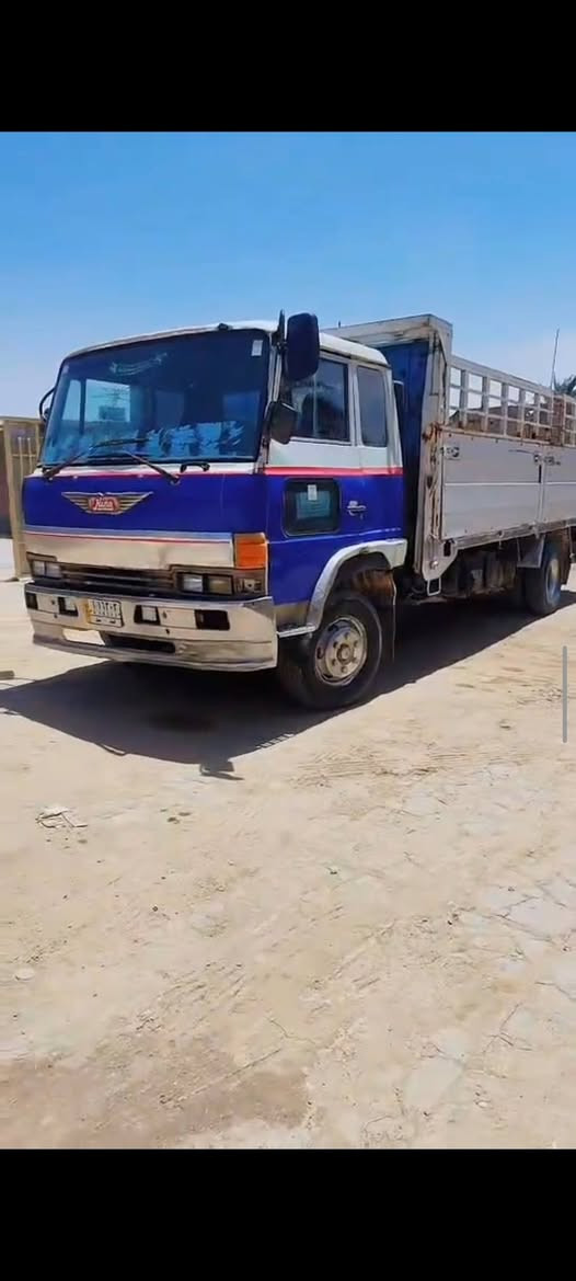 هينو منغولي للبيع موديل 93 مكينه70 عادي دهن  لاتنقيص ولاتبخير شرط ماتصبغ الدهن طول سته اله ربع شاصي مكفول كير واكسن ومكينه وشاصي كفاله  بيهه اكسن مال شيطان سياره تخم تاير كبل عمل ماعايزه برغي  سعرهه 85 مكان نجف ***********
