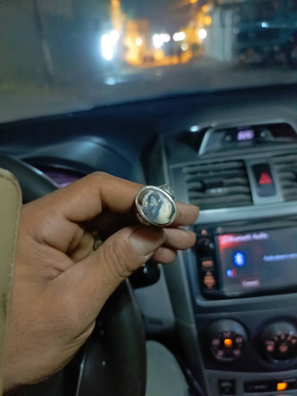 طبيعي مصور عطف 
السيد الشهيد الصدر قدس سره 
,30000$

***********
