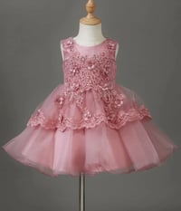 ملابس أطفال • ٥-٦ سنوات • مع التوصيل