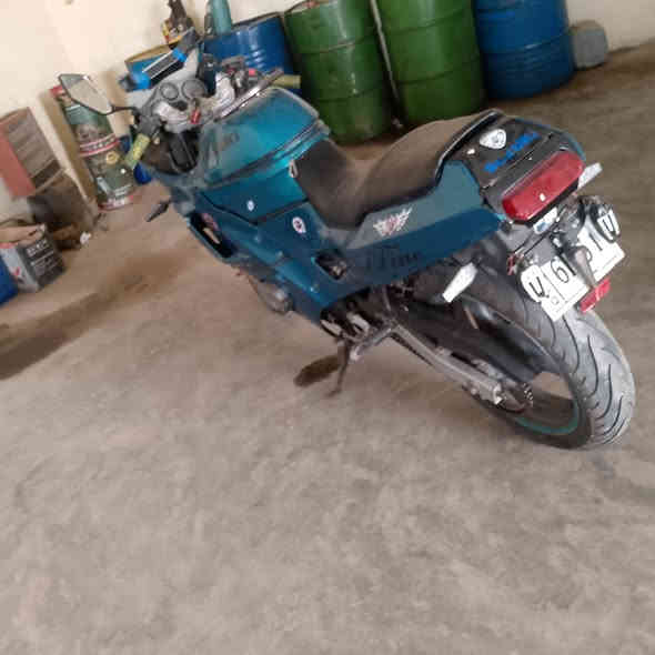 ماطور بطحه زازوكي لبيع 
محرك 2700
بي خيط بخار بدون تنقيص
شغال عوزه باتري صارلي فتره تاركه 
السعر 550وبي مجال بصيط 
مكانه جويبه ***********
