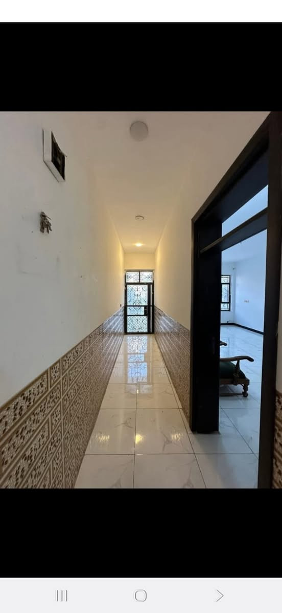 سعره جدا مناسب
دار 150 متر للبيع واجهة 6 مدخلين 

 يحتوي  على هول صالة

 منور مطبخ وخدمات عدد 4

 غرف نوم عدد 4 منور 

واجهة مرمر ارضية مرمر  

حي الجهاد ديوان المخابرات السعر مناسب جدا 

للاستفسار ☎️ *********** واتساب

يوجد لدينا عقارات جميع مناطق حي الجهاد ومختلف الأسعار
