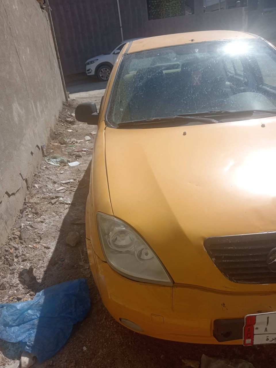 السلام عليكم
سياره طيبه للبيع ٢٠١٢ سياره نظيفة وجاهزه حداديه جديدة دوشمه كهربايئات فول مانقصه شيء كير محرك
تبريد تحويل مباشر غرامه هيئه رقم كربلاء السعر ٣٠ ورقة الشراي يتصل *********** *********** المكان بابل
