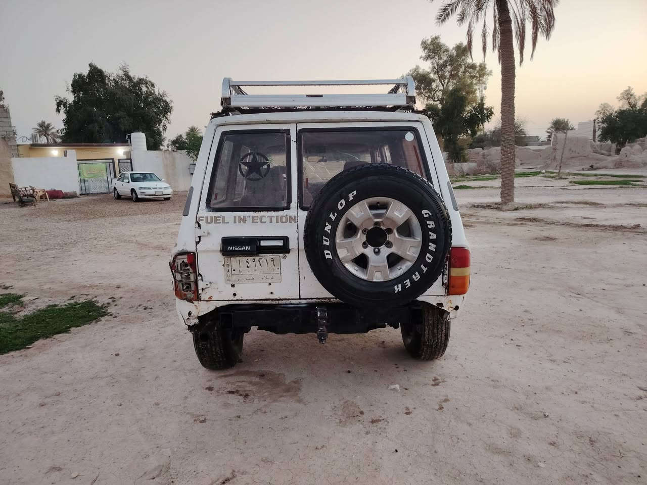 نيسان بترول موديل 90 تحويل مباشر سنوية نافذة مشروع وطني محرك 4500 كابريتر كير عادي كير محرك نضيف تخم تاير سيارة حلوة وناعمه صدر امامي خلفي جديد موجودة مندلي سعرها 45 ورقة تفاصيل أكثر ع رقم ***********
