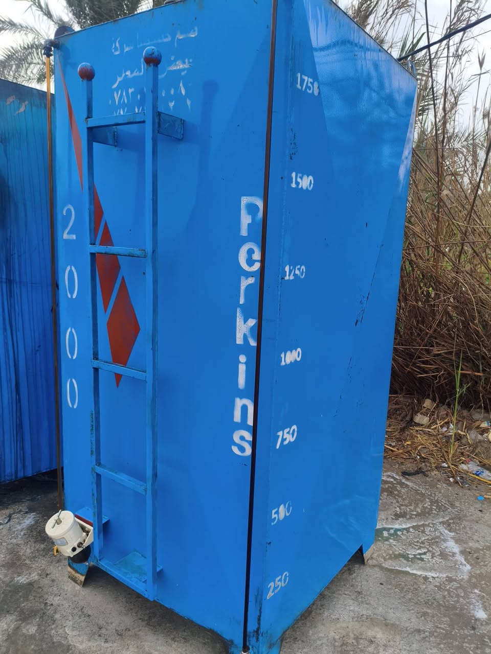 للبيع
٢٠٠٠لتر العدد ٢
***********
