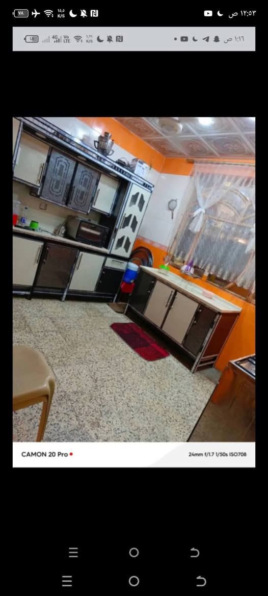 سلام عليكم  دار للبيع 
/دار للبيع مساحه 100متر مربع طابقين*ملاحضه (البيت بي محل أسواق)
{الطابق 1}محل أسواق خارجية طرمه تواليت ومطبخ كبير وحولي وترك وحمام وغرفه نوم واستقبال كبير 
{طابق 2}حولي وحمام وتواليت وغرفه نوم كبيره وغرفه نوم ثالثه واسعه وسطح كبير 
~~~~~~~~~~~~~~~~~~~~~~~~~~~~~~
{عنوان البيت} بغداد الحسينيه الضباط يم جامع البديع ✓✓✓✓[رقم استفسار بي واتساب ]✓✓*********** }
(للستفسار سعر105) وبي مجال
