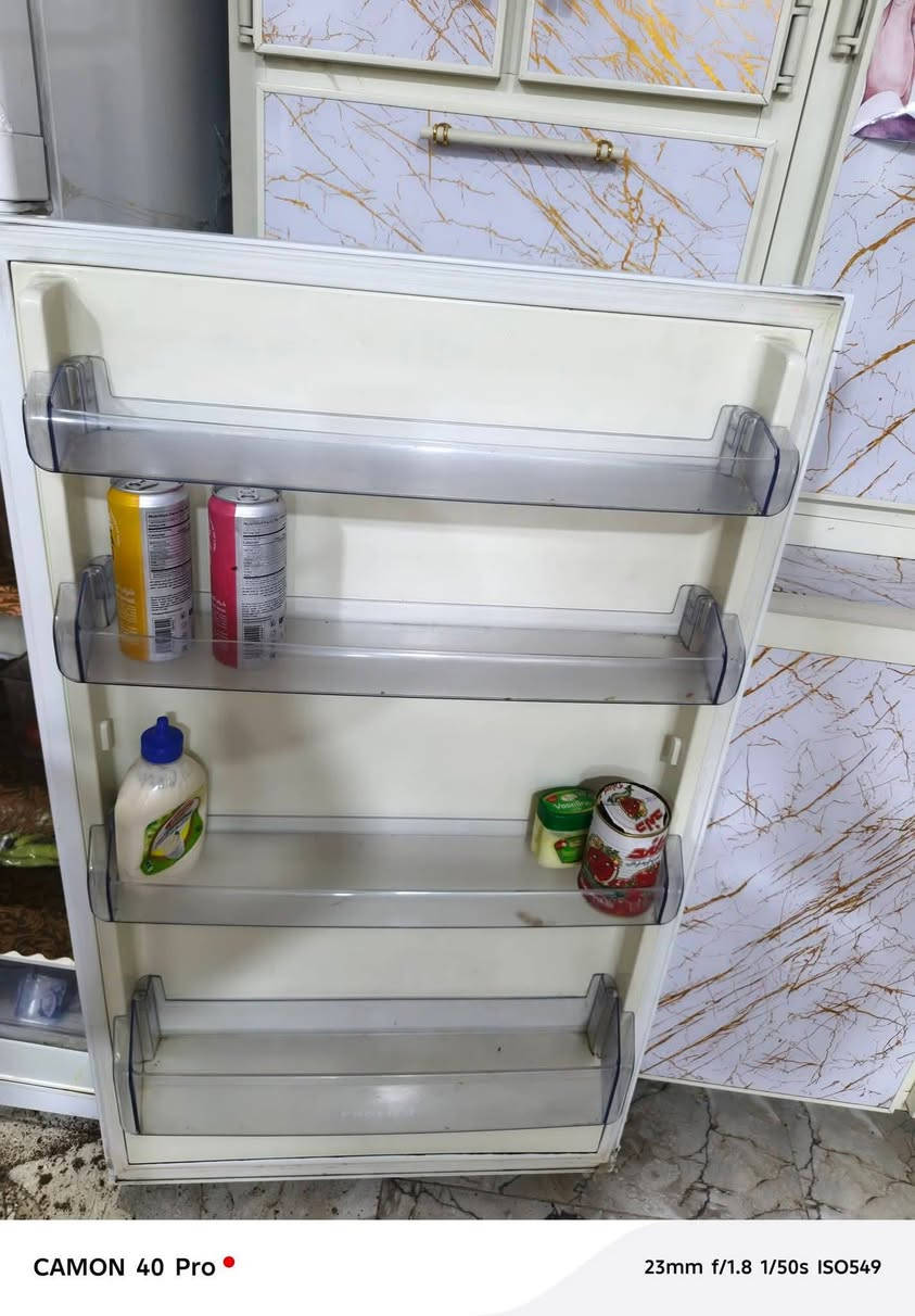 ثلاجه 250نهايته نضيفه تجميد فول
حوض 30بلا سمج مع جهاز الوكسجين


**إذا كنت صاحب هذا الإعلان وتريد حذفه لأي سبب، رجاءا أرسل رسالة إلى الدعم الفني**